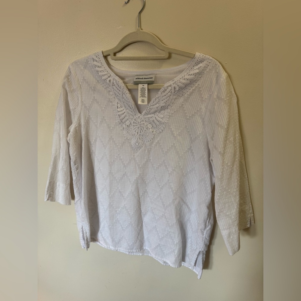 Alfred Dunner White Crochet V-Neck Textured Blouse
